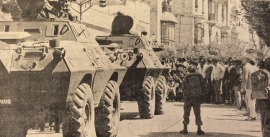 Tanquetas del Ejército, evitan el paso hacia la UMSA, cercada por los militares