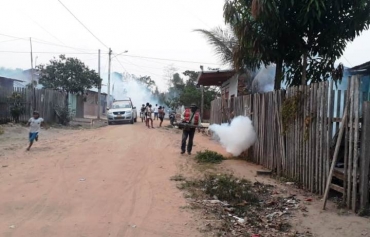 Fumigación contra el dengue en Pando