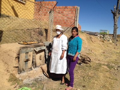 Comunarias frente al horno