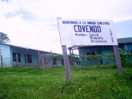 Escuela en Covendo.