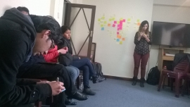 Activistas y desarrolladores participan en el Laboratorio Cívico que se desarrolla en Casa Hacker FOTO: Carla Hannover 