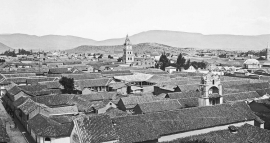 Cochabamba en 1915. Vista desde la torre de la Iglesia Santa Clara